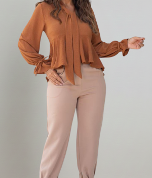 Bata Flowy Chic - Tecido Duna com Babado e Amarração - Creme