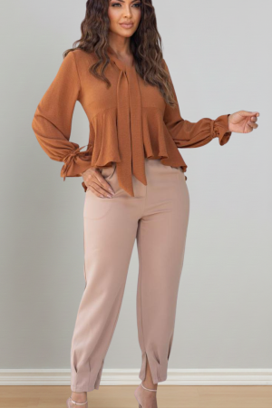 Bata Flowy Chic - Tecido Duna com Babado e Amarração - Creme