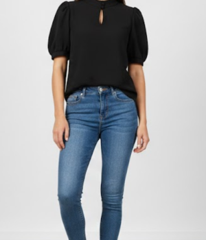 Blusa Feminine Chic - Manga Princesa em Duna com Botões na Gola